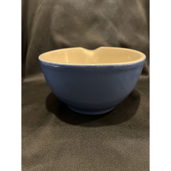 Vintage Deltis 2 Qt. Stoneware Mixing Bowl Blue with Spout Made in Portugal - Picture 3 of 10